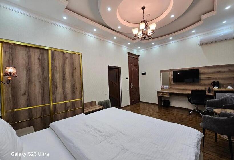 اتاق لوکس, Sharq