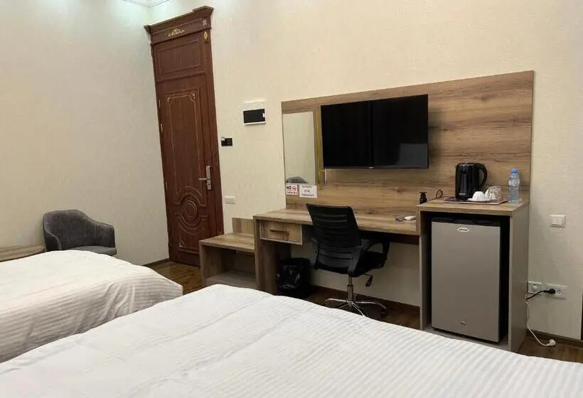 سوییت جونیور, Sharq
