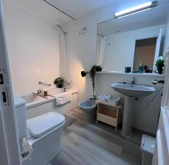 プールの見える１ベッドルームアパートメント, Luxury Apartment With Pool View
