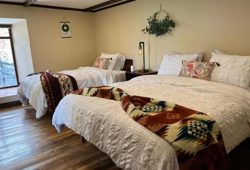デラックスファミリールーム, Hacienda Santa Ana Lodging