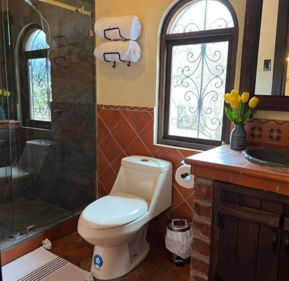חדר משפחתי, Hacienda Santa Ana Lodging