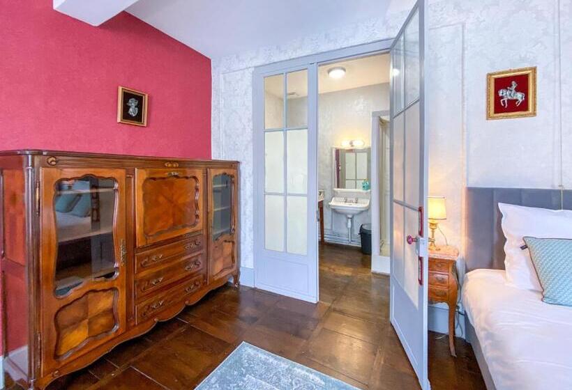 غرفة ديلوكس ثلاثية, Nogapatio   Maison D Hôtes   Bnb