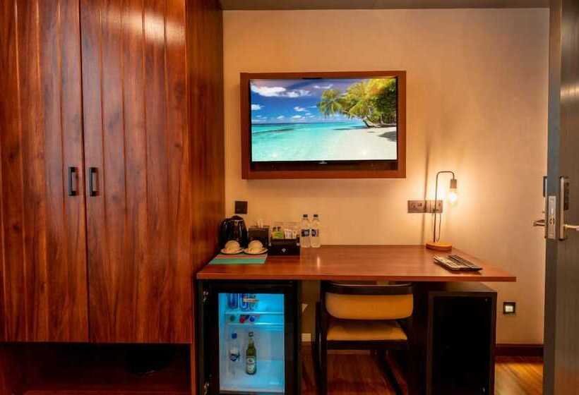 اتاق لوکس, Chen Beach Inn