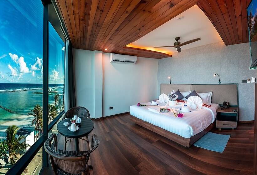 اتاق لوکس, Chen Beach Inn