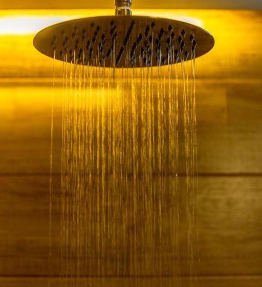 اتاق اکونومی یک تخته, Chen Beach Inn