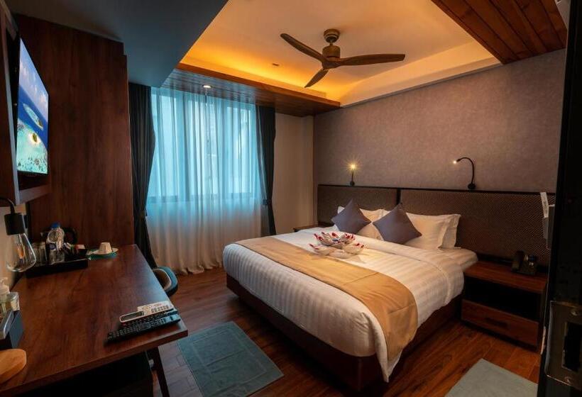 اتاق لوکس, Chen Beach Inn