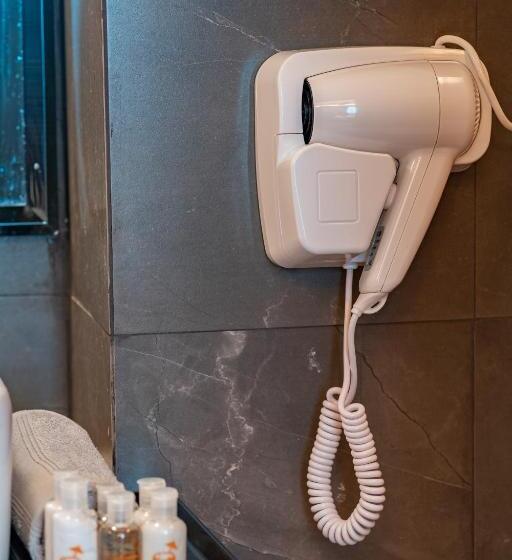 اتاق لوکس, Chen Beach Inn