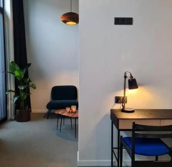 デラックススイート, Site78