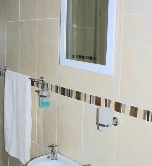 اتاق استاندارد, Fabulous Rest Inn