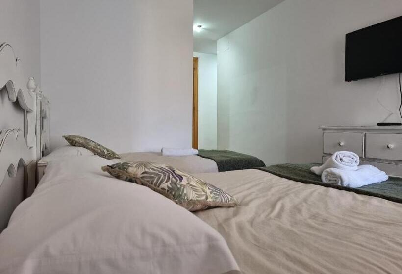 اتاق سوپریور سه تخته, Ncantadarooms