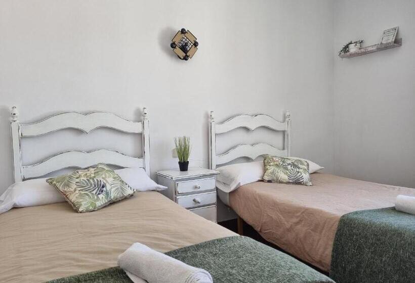 اتاق استاندارد با بالکن, Ncantadarooms