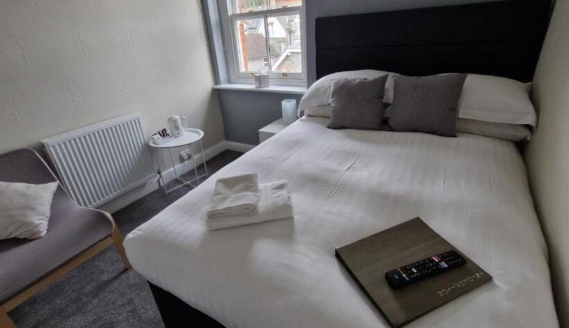 Quarto Estandar Individual, Glencoe Guest House