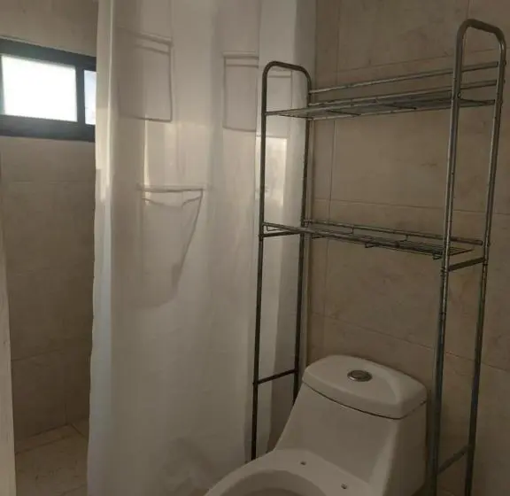 Standard-studio Parveke, El Ancla