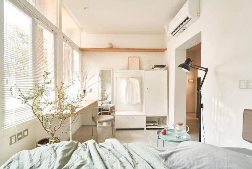 Superior Studio, M Village The Garden