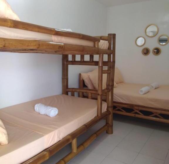 스탠다드 스튜디오, The Philip Ann Resort