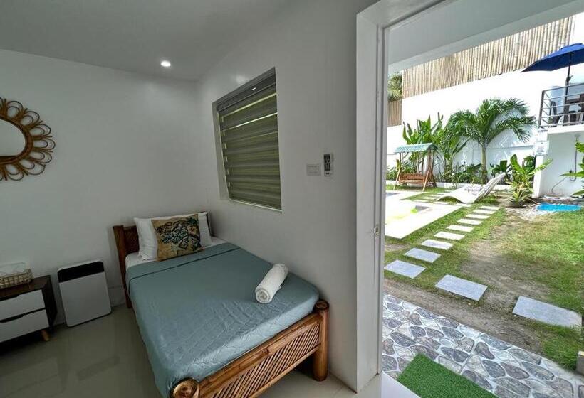 스탠다드 룸 풀장 전망, The Philip Ann Resort