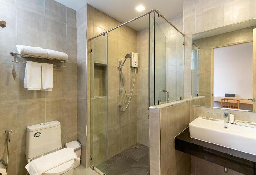 Номер Deluxe, The Pride Hotel Phitsanulok