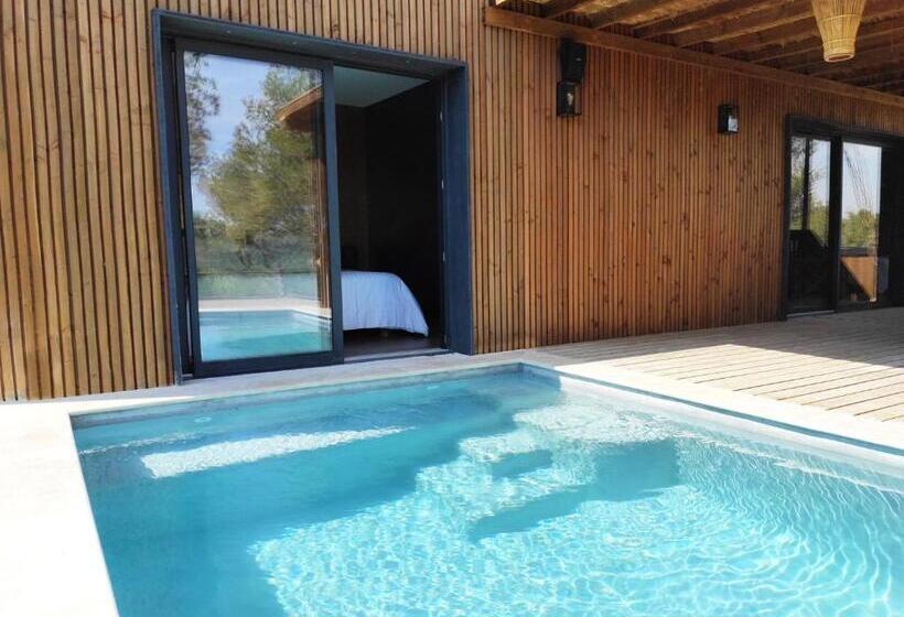 וילה עם חדר שינה אחד ובריכת שחיה, Villa Occitana