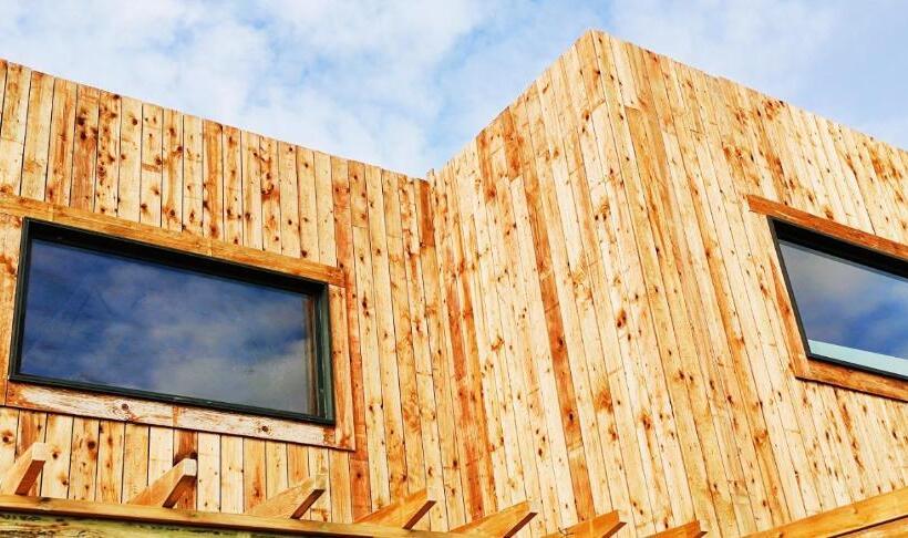 プールビュースタンダードルーム, Villa Occitana