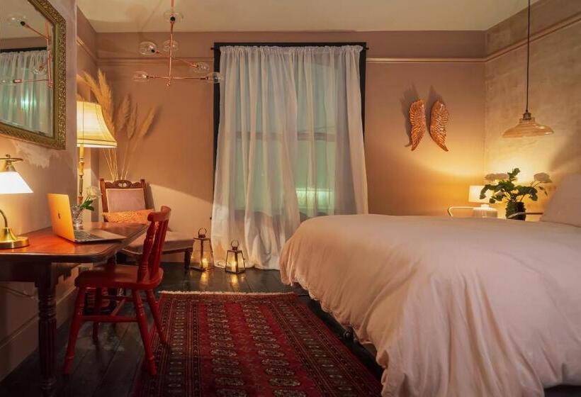 キングサイズベッドのスタンダードルーム, Bo