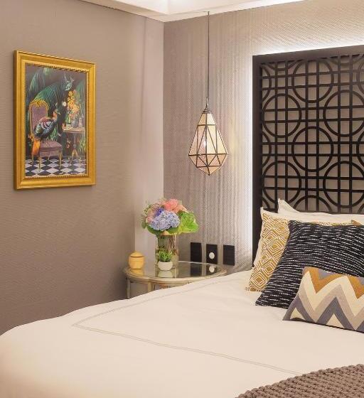 سوییت لوکس, Casamada