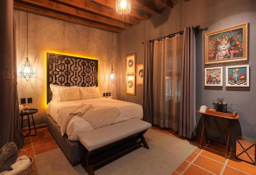 سوییت جونیور, Casamada