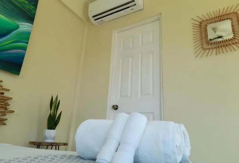 デラックスルーム, Zulu Surf Hotel Tamarindo