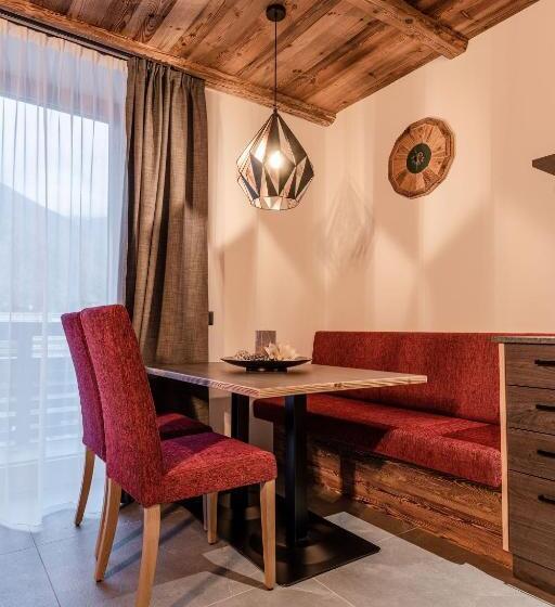 디럭스 스위트, Nidaris   Luxury Private Spa Suites