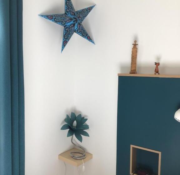 Номер Стандарт, La Foulonnière De Neuville