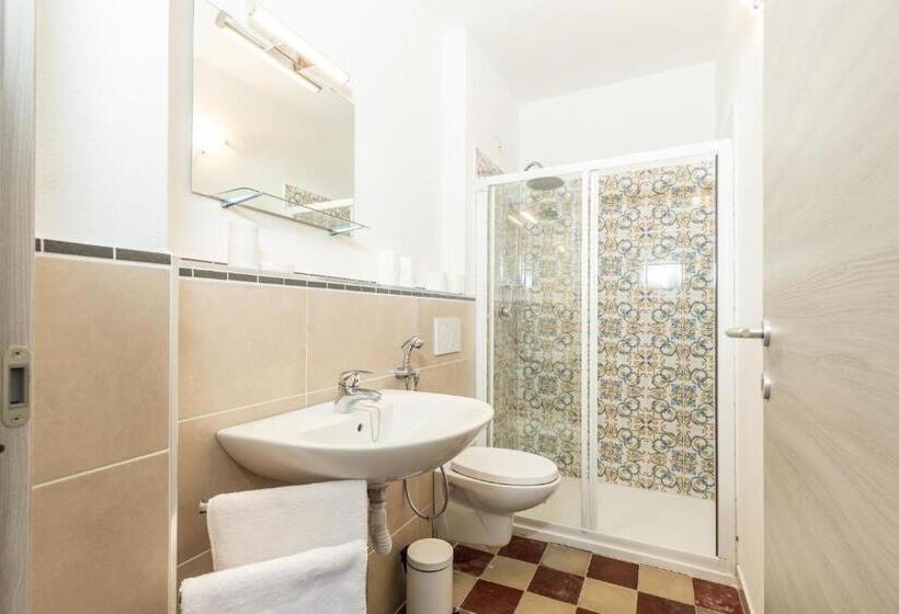 חדר סטנדרט, La Torre Dei Colombo