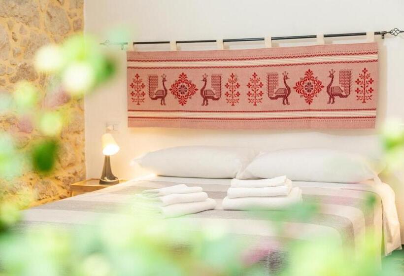 חדר סטנדרט לארבעה, La Torre Dei Colombo