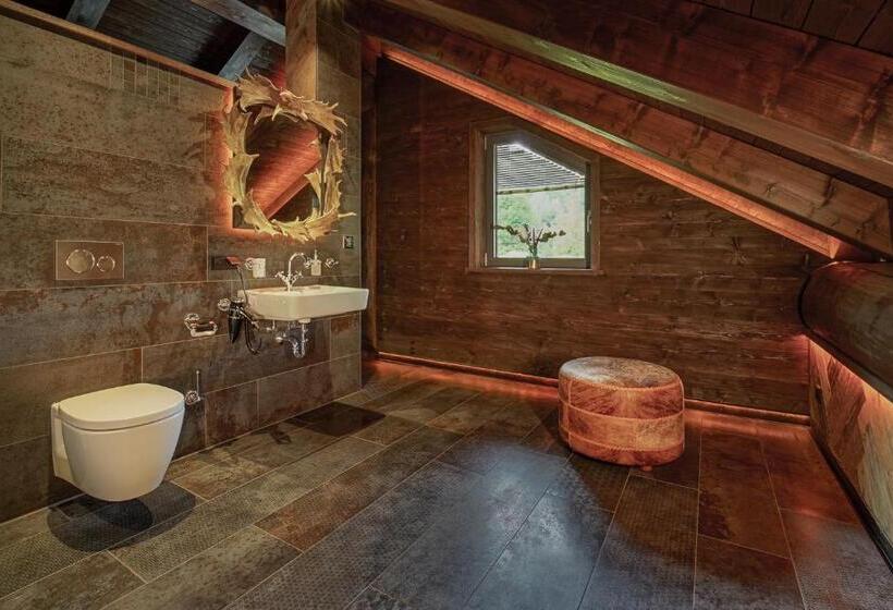 اتاق لوکس یک تخته, Timberjacks Siegen Motel