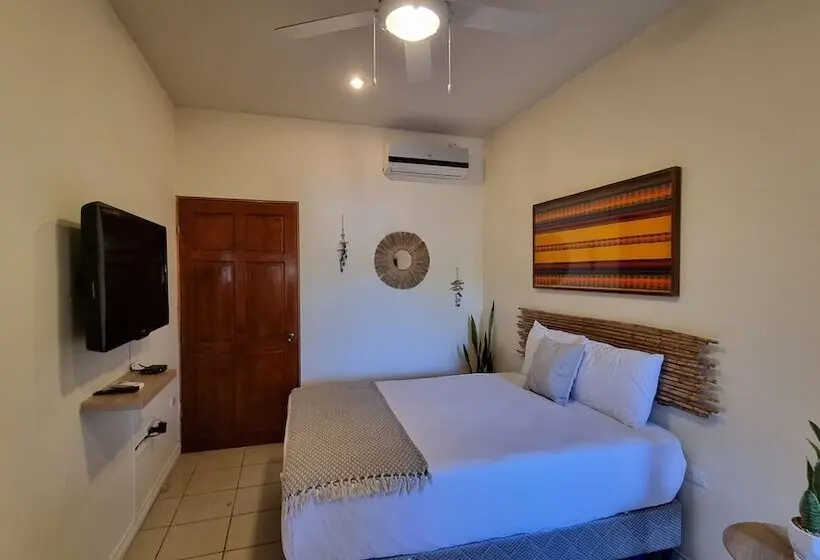 スタンダードルーム, Zulu Surf Hotel Tamarindo