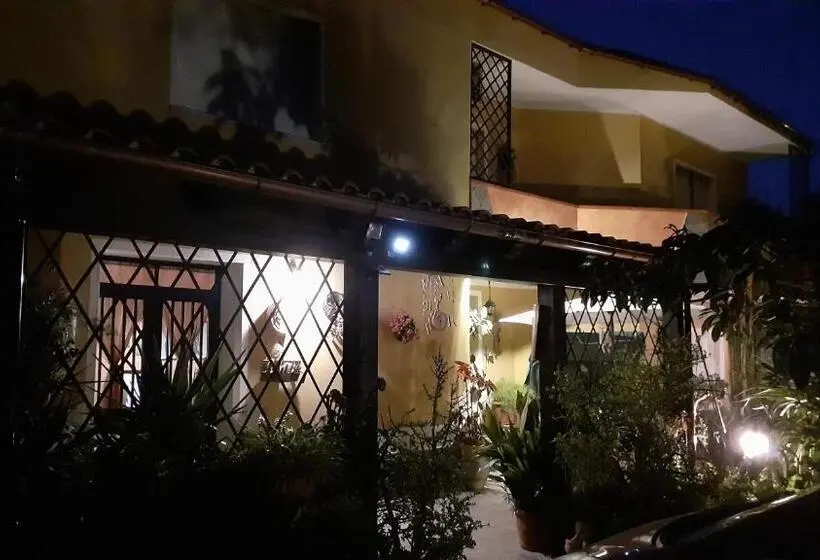 Dom 2 Sypialnie, B&b Giomar