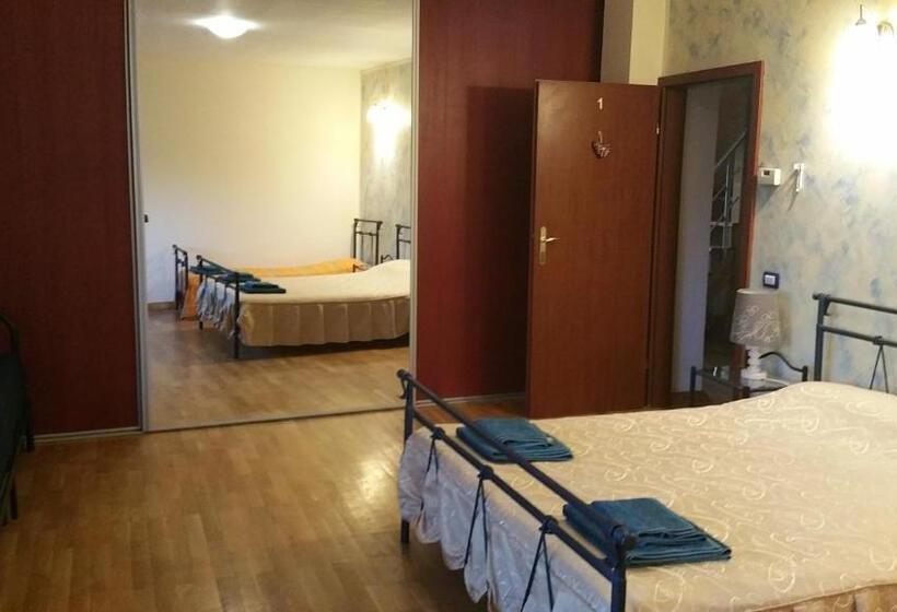 高级三人间, Cristalex Villaverde Bucharest