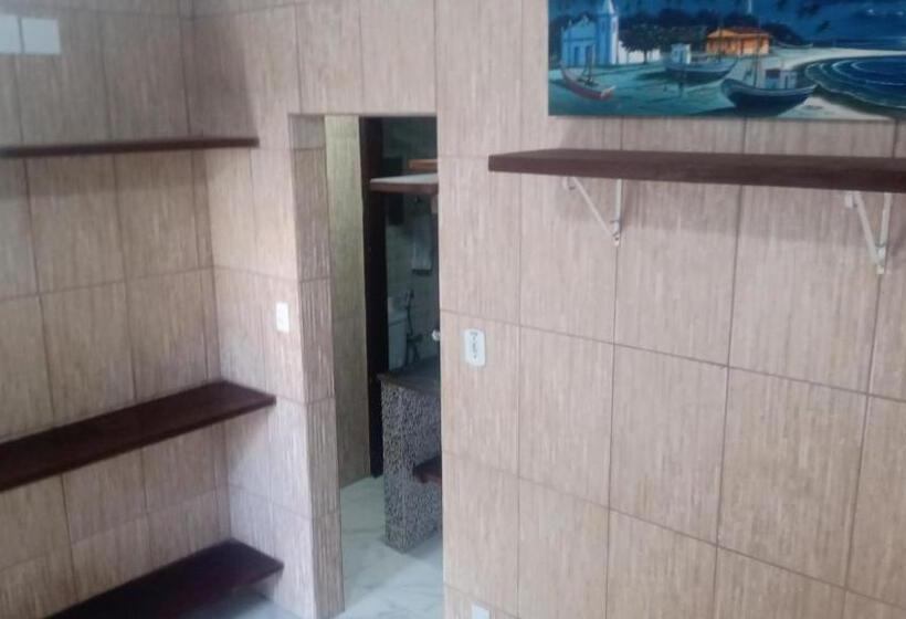 이코노이 4인룸, Espaço Das Estrelas Repousadas Suites