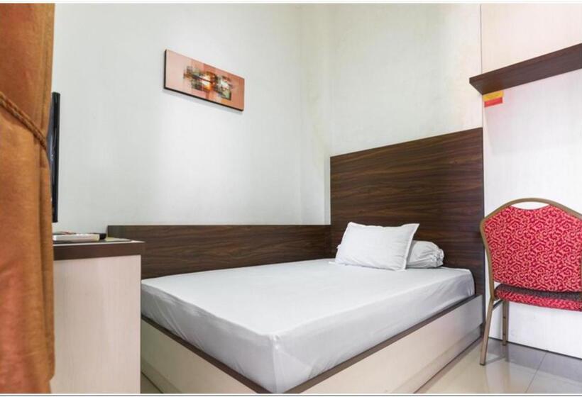 اتاق استاندارد یک نفره, Lia Homestay Syariah Pettarani Makassar Mitra Reddoorz