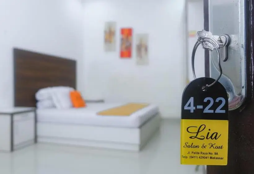 デラックスルーム, Lia Homestay Syariah Pettarani Makassar Mitra Reddoorz