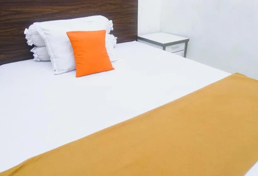 デラックスルーム, Lia Homestay Syariah Pettarani Makassar Mitra Reddoorz