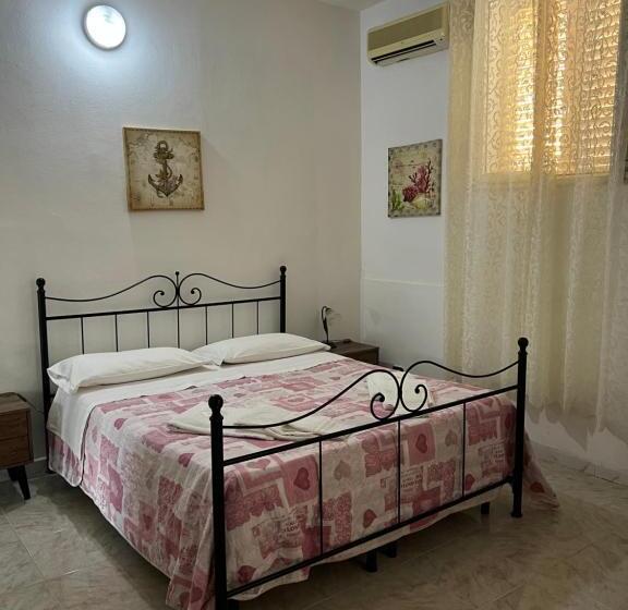 Standard Studio King Bed, Residence La Conchiglia
