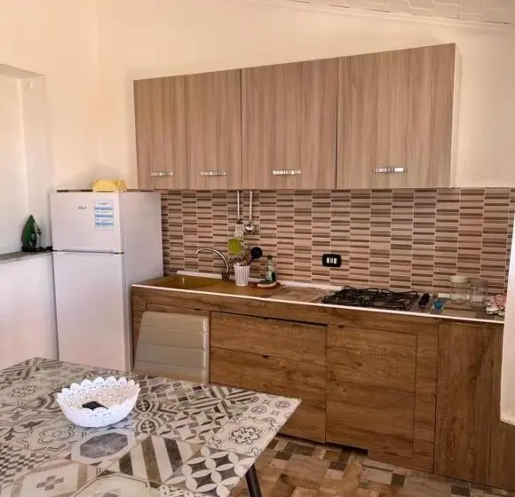 استودیوی لوکس, Residence La Conchiglia