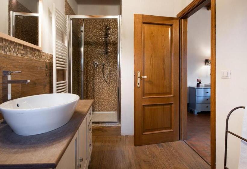 اتاق استاندارد با تخت بزرگ, Agriturismo La Valle A Polvereto