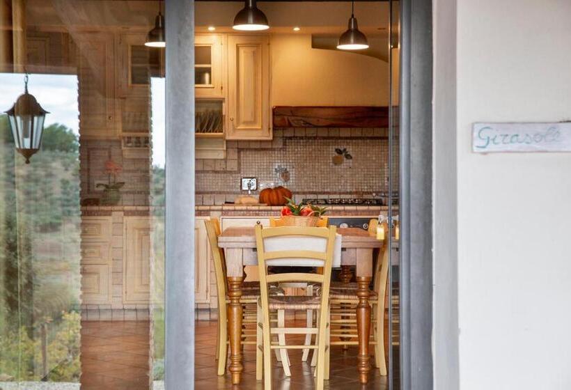 آپارتمان 1 خوابه همکف, Agriturismo La Valle A Polvereto