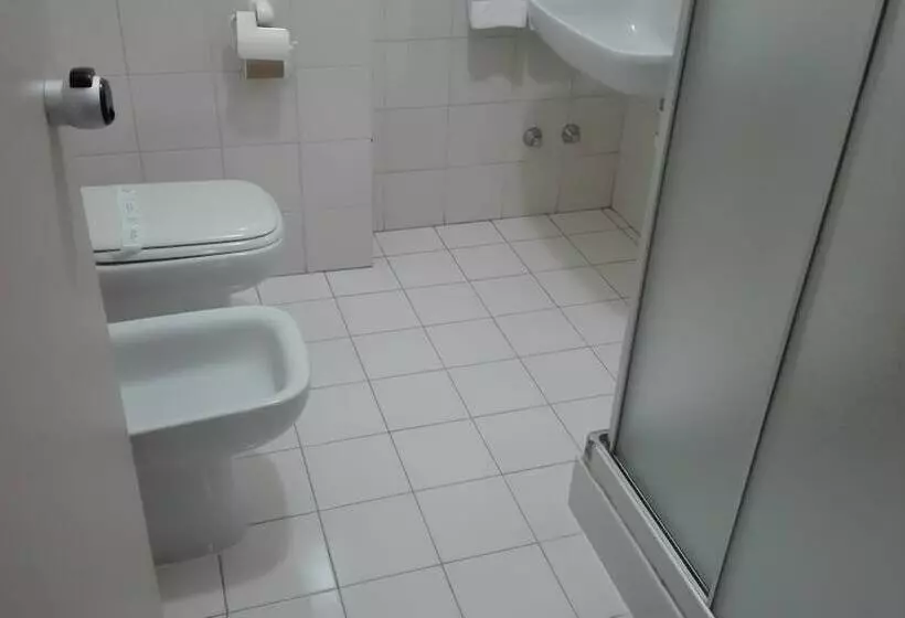 エクゼクティブルーム, Axolute Comfort Hotel Como Cantù
