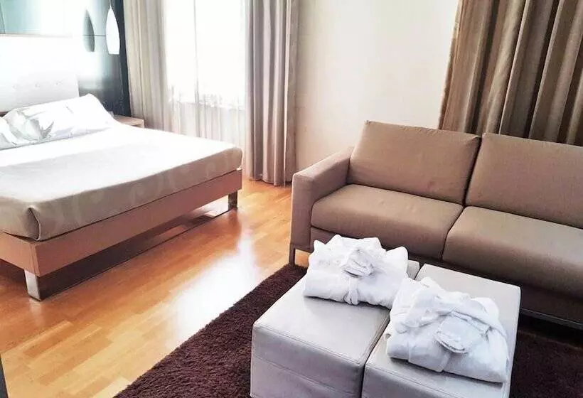 エクゼクティブルーム, Axolute Comfort Hotel Como Cantù
