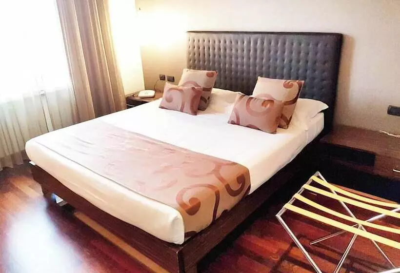 スーペリアールーム, Axolute Comfort Hotel Como Cantù