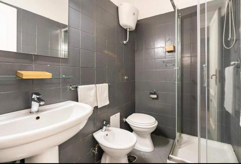 غرفة ديلوكس رباعية, B&b Civico 8