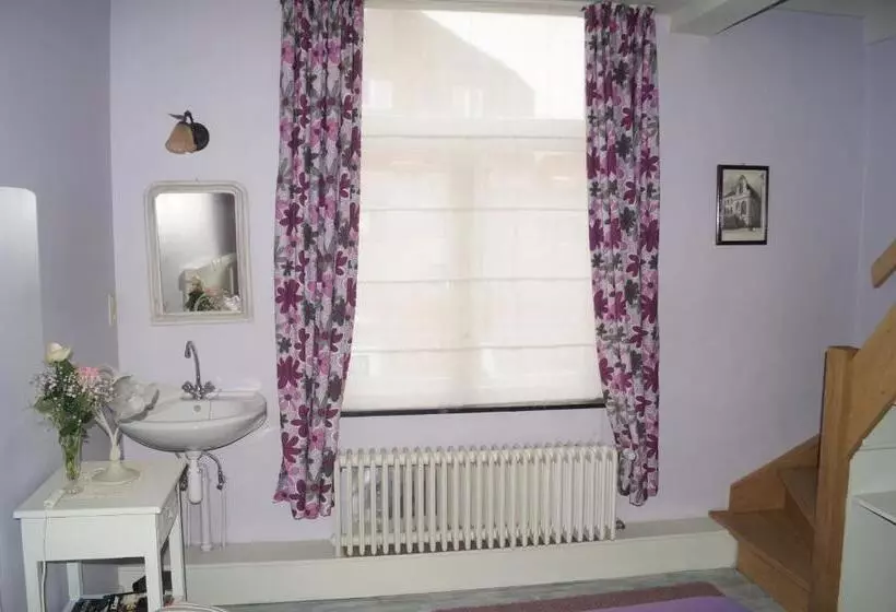 ドゥプレックスルーム, B&b Next Door