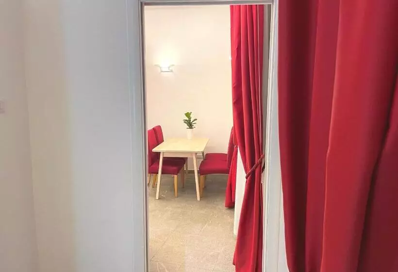 آپارتمان لوکس 1 خوابه, Manfredi House San Pietro