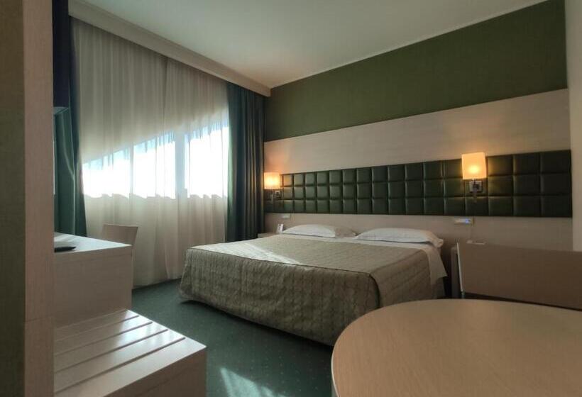 חדר ביזנס, Guglielmotel